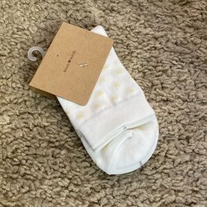 Brandy melville hearts socks